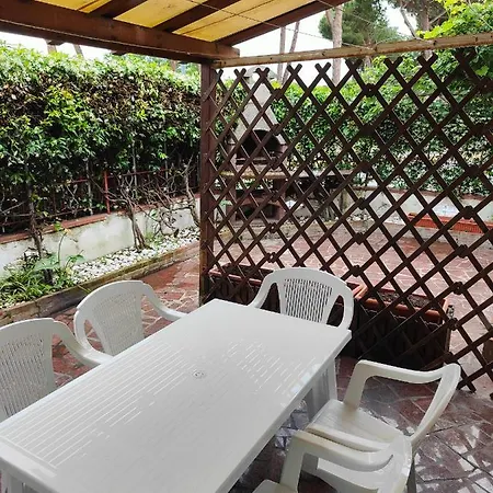 L'appoggio Perfetto * Viareggio